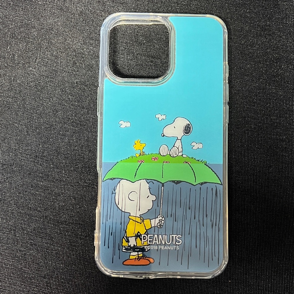 Peanuts Snoopy Blue and Green Umbrella Phone Case (IPhone 16 pro max)